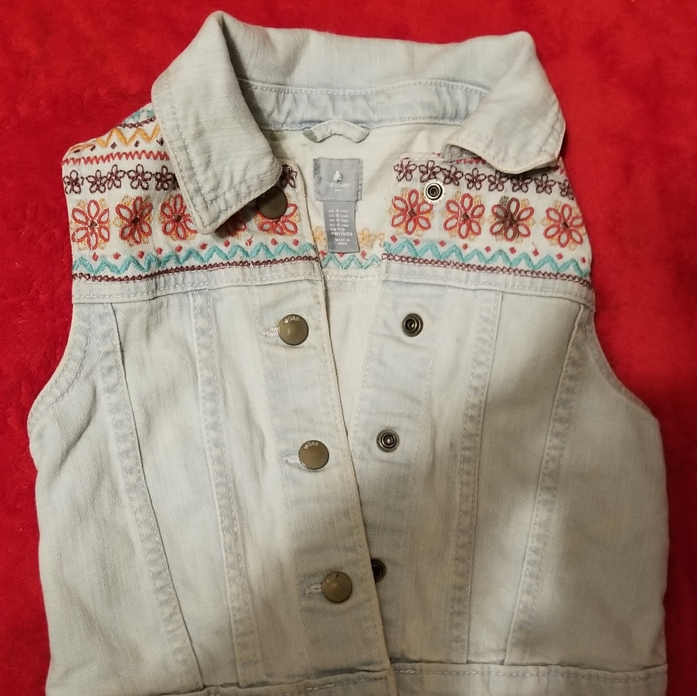 Baby gap jean vest 🇨🇦🇨🇦